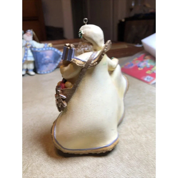 2003 Thomas Kinkade Old World Santa's Christmas Heirloom Ornament NOS 11 of 17 - Picture 3 of 7